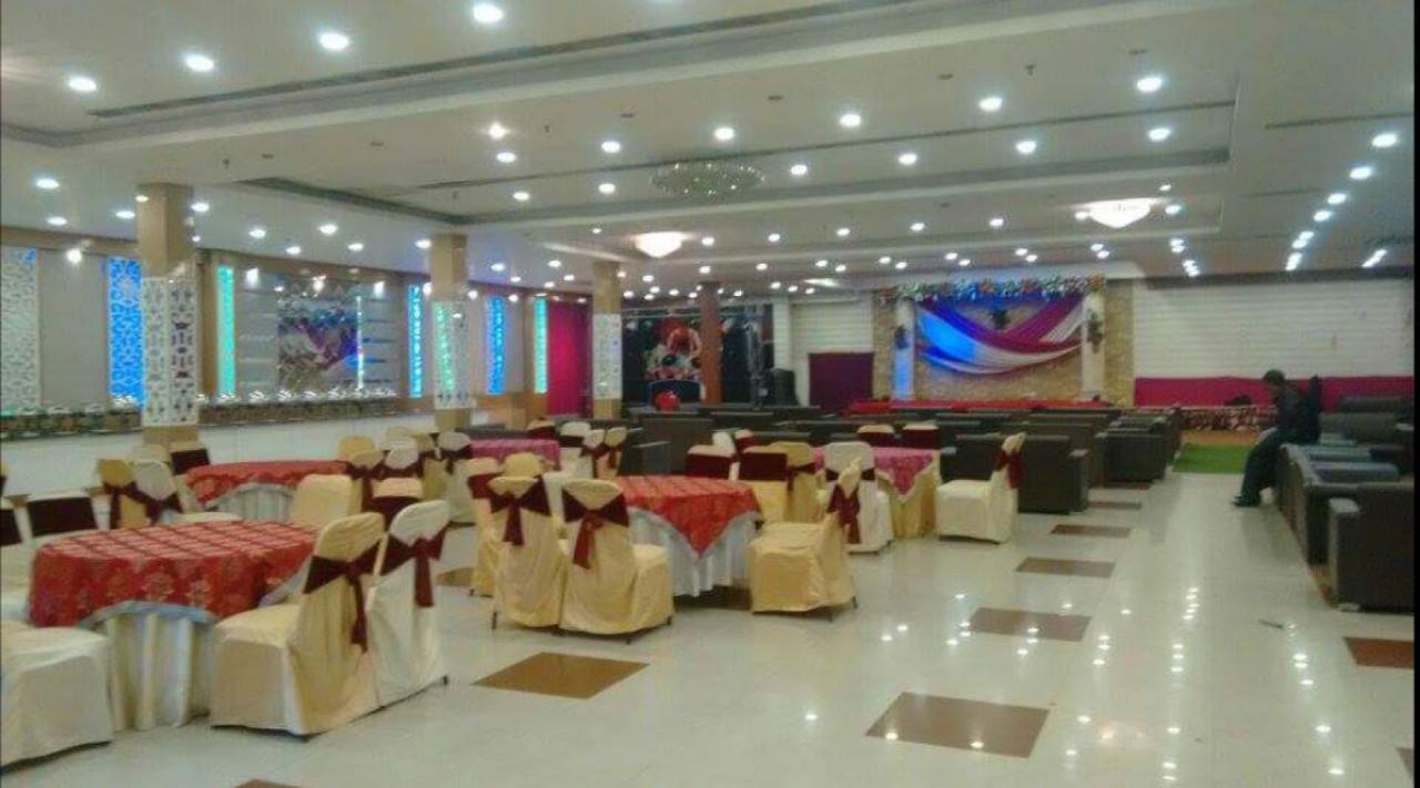 Clarks Inn Kaushambi Ghaziabad Exterior photo