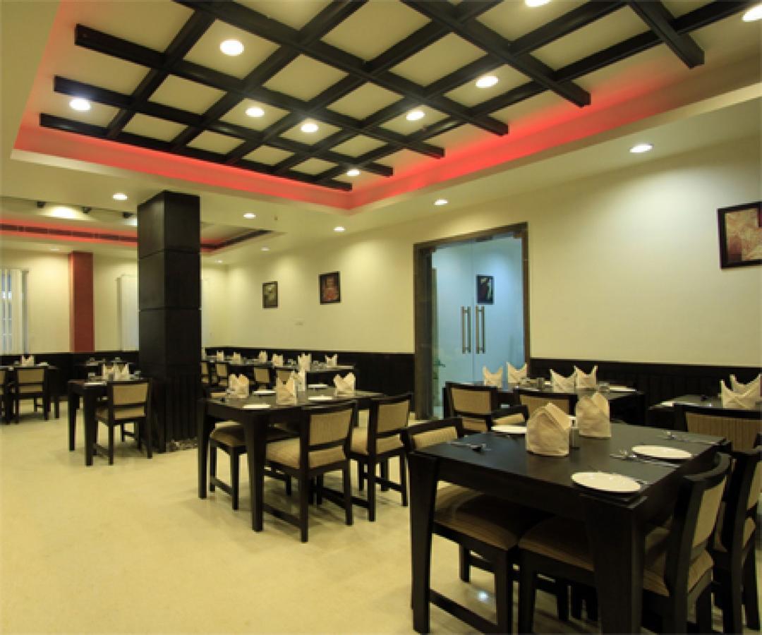 Clarks Inn Kaushambi Ghaziabad Exterior photo